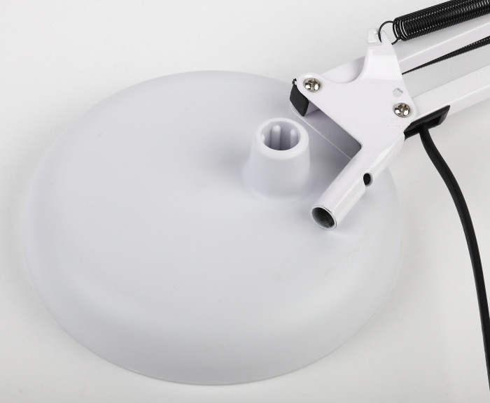 Офисная настольная лампа  N-123-Е27-40W-W ЭРА