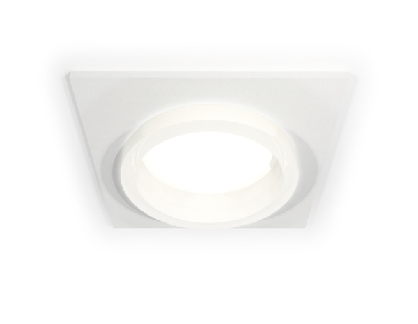 Точечный светильник Techno Spot XC6520064 Ambrella