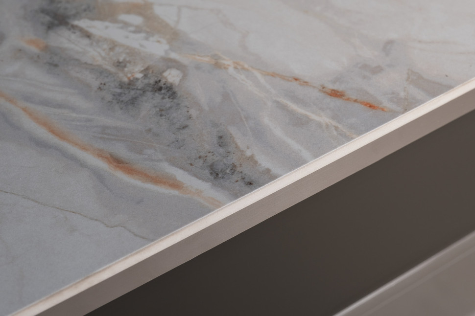 Тумба под телевизор с дверцами