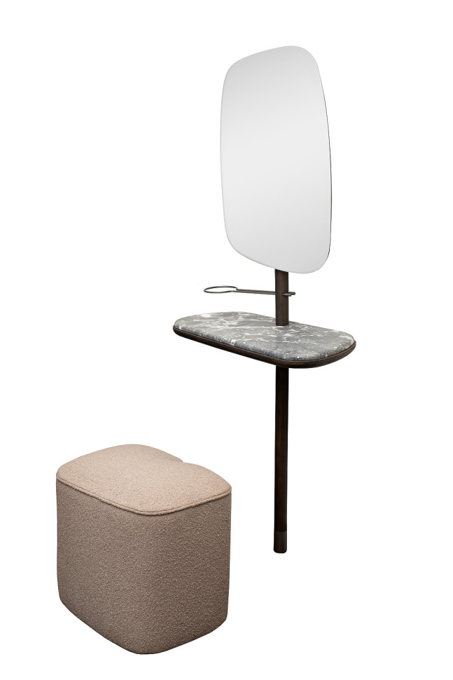 Зеркало с полкой и пуфом
