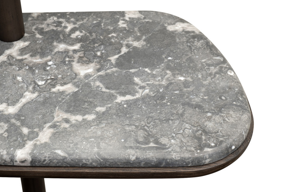 Зеркало с полкой и пуфом