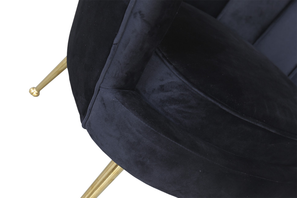 Кресло велюровое черное