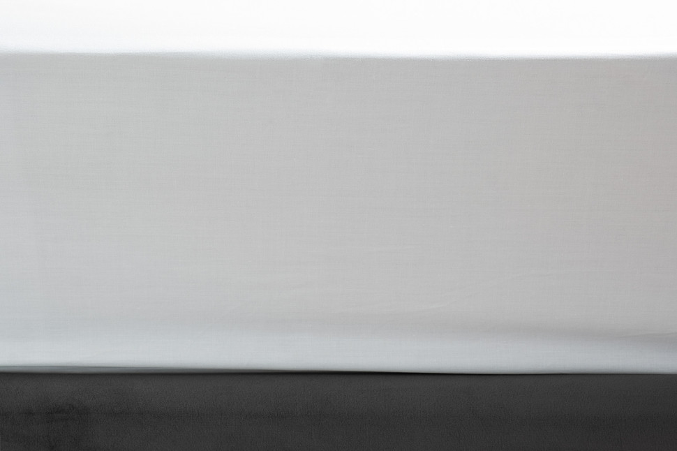 Простыня сатиновая на резинке 180х200х30см белая