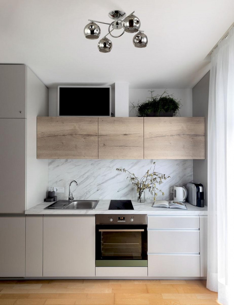 Потолочная люстра De Markt City Альфа 324018204