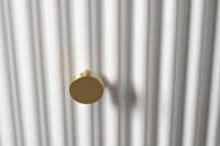 Тумбочка с 2мя ящиками и мраморной столешницей Тумбочка с 2мя ящиками и мраморной столешницей