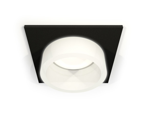 Точечный светильник Techno Spot XC6521065 Ambrella