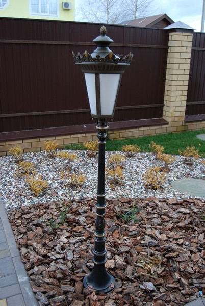 Наземный фонарь  LD-FL004 LD-Lighting