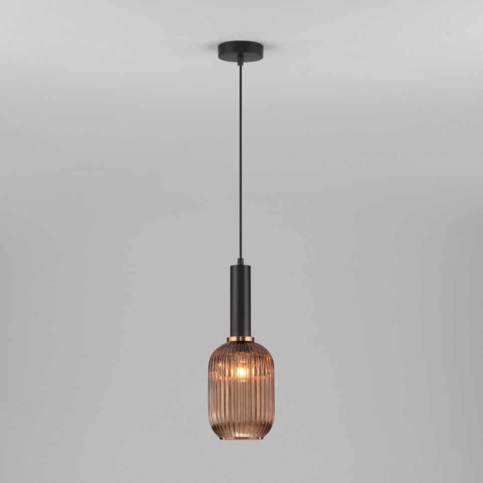 Подвесной светильник Bravo 50181/1 янтарный Eurosvet