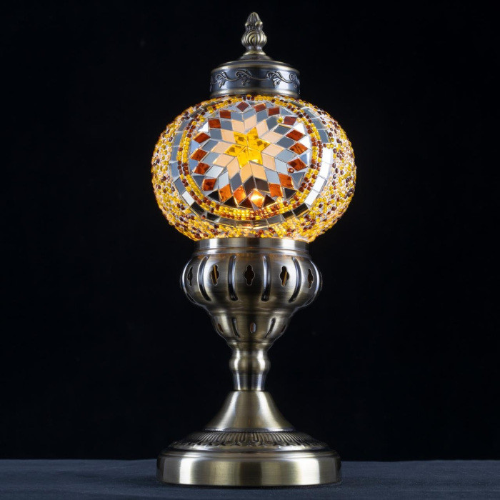 Интерьерная настольная лампа Каир CL419815 Citilux