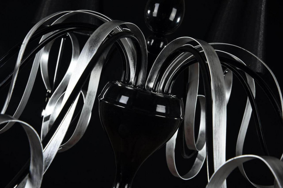 Подвесная люстра Maytoni Intreccio ARM010-08-R