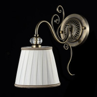 Бра Maytoni Vintage ARM420-01-R Бра Maytoni Vintage ARM420-01-R