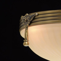 Потолочный светильник MW-Light Афродита 317011403 Потолочный светильник MW-Light Афродита 317011403