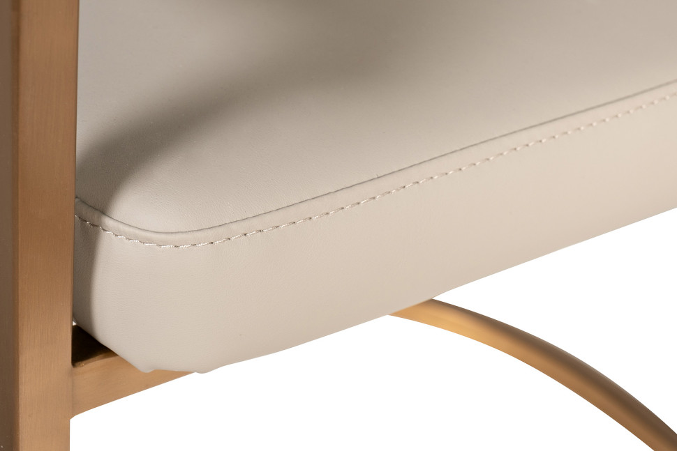 Стул Surge из искусственной кожи