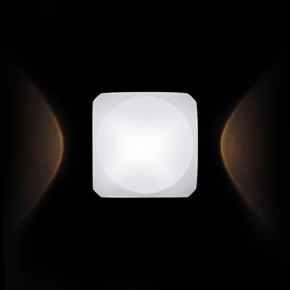 Уличный настенный светодиодный светильник Maytoni Bond Street O015WL-L4W