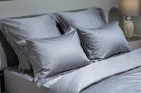 Комплект постельного белья "Серпенте" серый евро с наволочками 70х70см