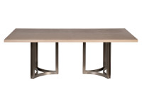 Стол обеденный светлый шпон