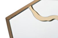 Зеркало с золотым декором Зеркало с золотым декором