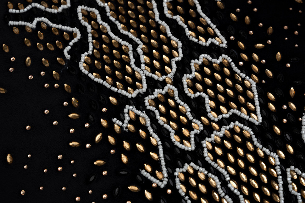 Подушка декоративная со стразами "Питон" черная