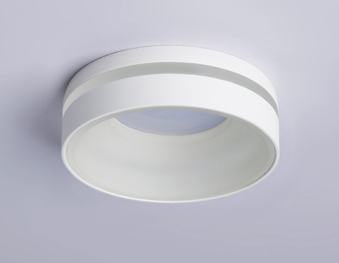 Точечный светильник Techno Spot TN3305 Ambrella