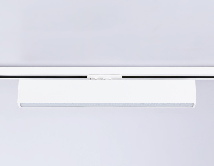 Трековый светильник Track System GL6772 Ambrella