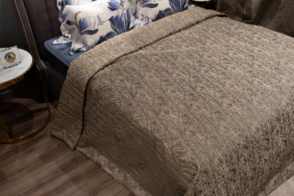 Покрывало Cascata Фортуна 260х260см со стежкой