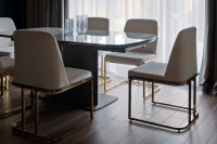 Стул обеденный велюровый кремовый/золото