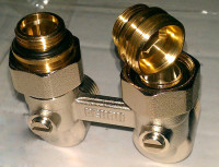 Узел присоединения Rehau 1/2"x3/4" прямой