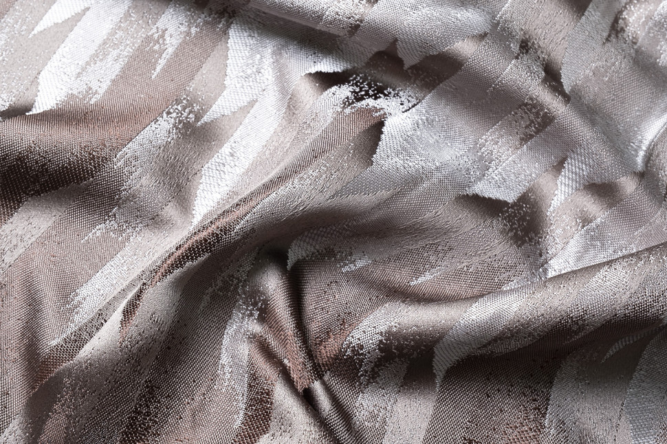 Ткань портьерная CASCADA с коричневым