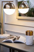 Лампа настольная с матовым плафоном, золото