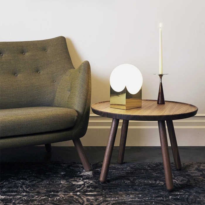 Интерьерная настольная лампа Golden 10213T/1-D200 MGL-WH iLamp