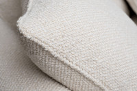 Диван Roberto трехместный букле кремовый Диван Roberto трехместный букле кремовый