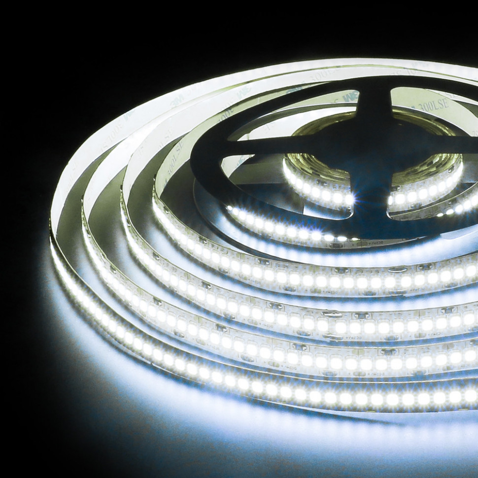 Светодиодная лента 24V 16W IP65 Лента светодиодная 24V 16W 240Led 2835 IP65 холодный белый, 5м Elektrostandard