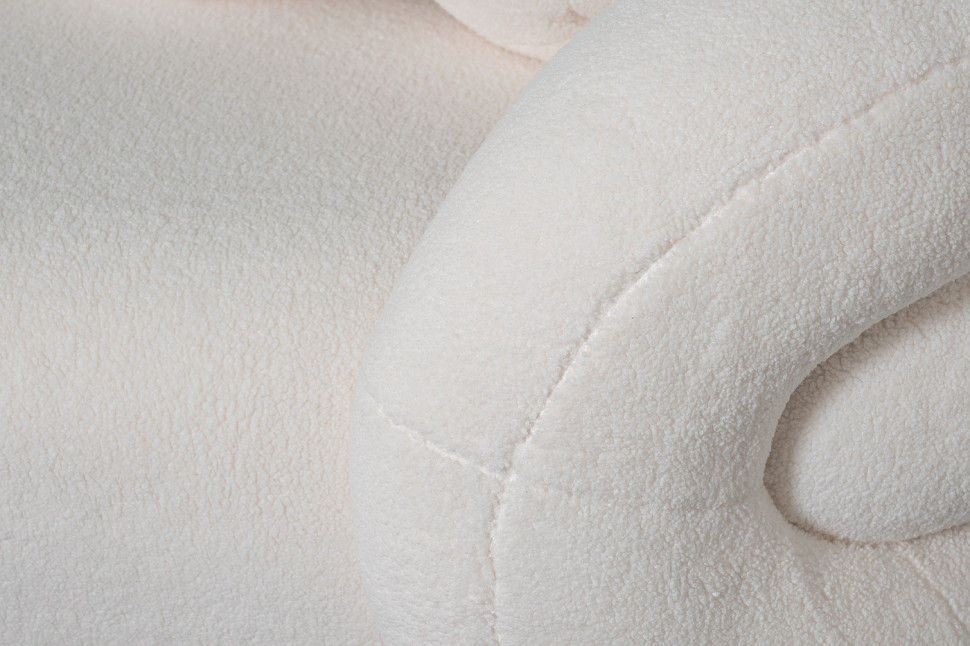 Диван Amelia трехместный белый искусственный мех