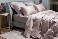 Комплект постельного белья "Пудреная роза" семейный Комплект постельного белья "Пудреная роза" семейный