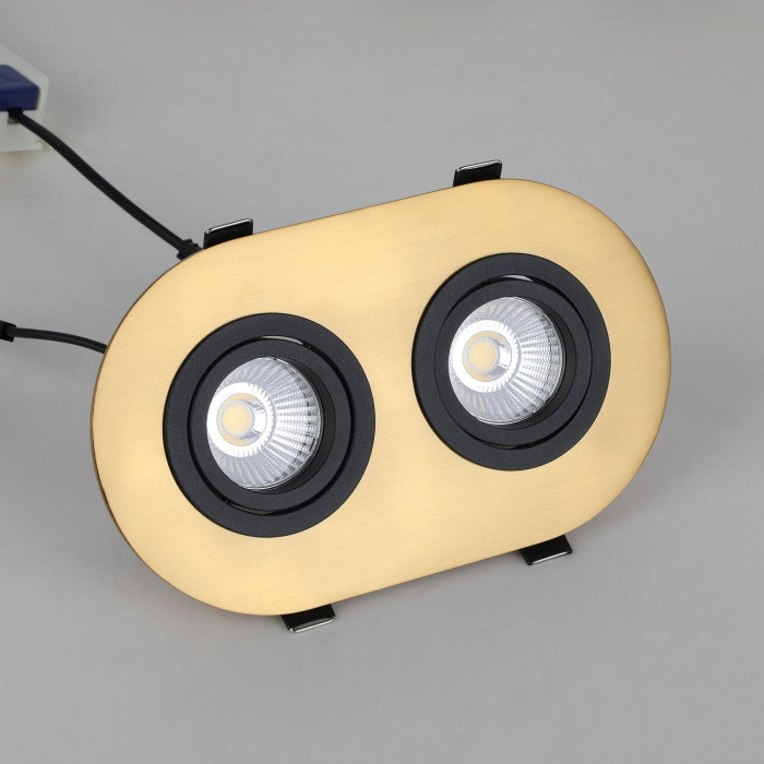 Точечный светильник Retro 2789-2C Favourite