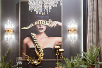 Холст "Девушка со змеей" в багете латунь