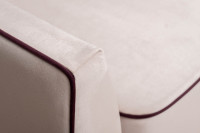 Диван Mores трехместный раскладной бежевый с кантом Диван Mores трехместный раскладной бежевый с кантом