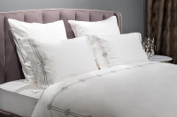 Комплект постельного белья "Арктик" с вышивкой семейный 145х210см серый