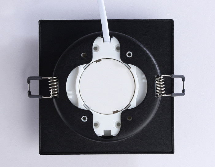 Точечный светильник TECHNO SPOT TN5232 Ambrella