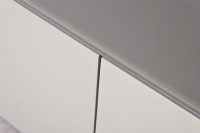 Тумба под телевизор со стеклянной столешницей Тумба под телевизор со стеклянной столешницей