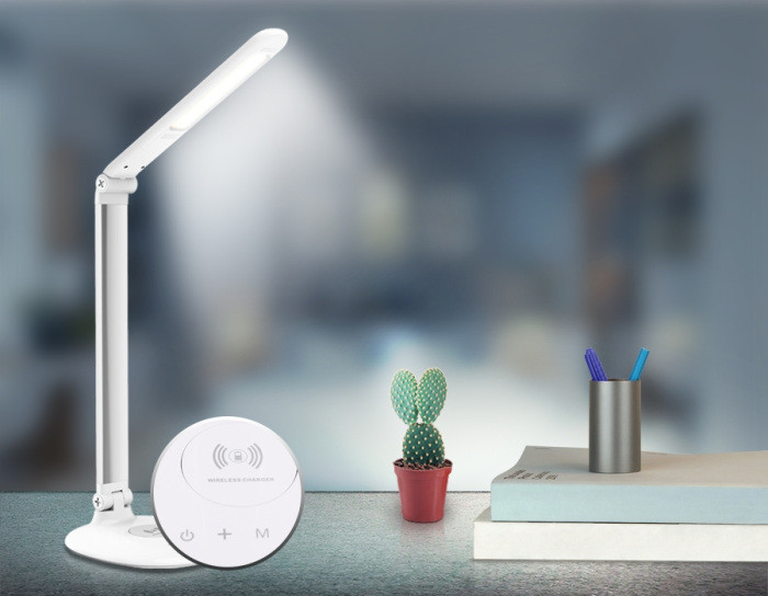 Офисная настольная лампа Desk DE524 Ambrella