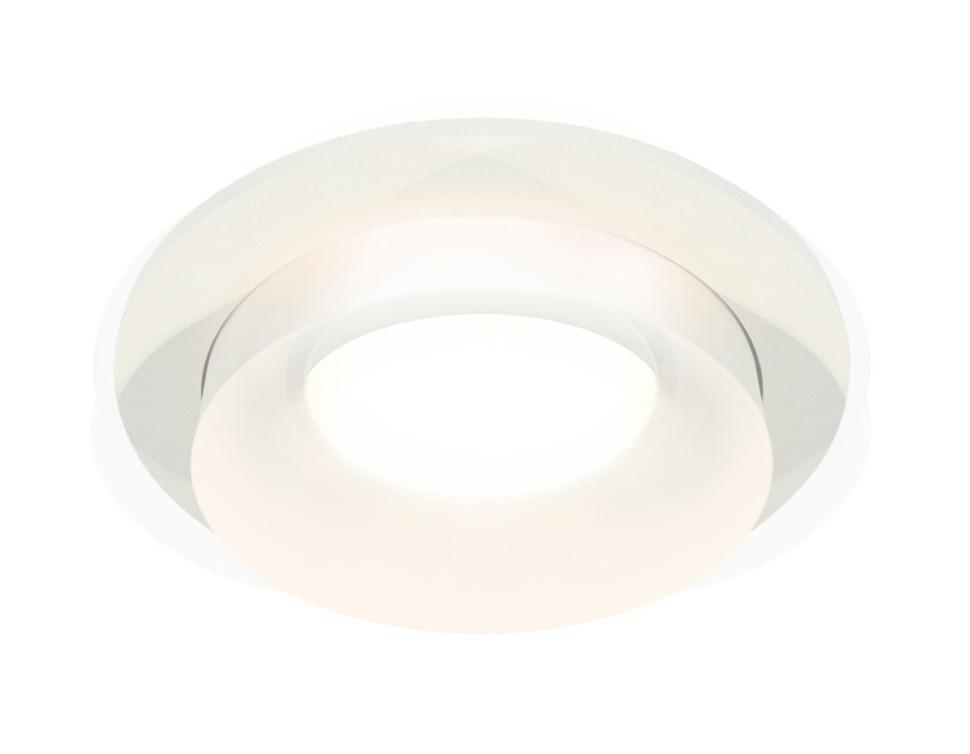 Точечный светильник XC XC7621044 Ambrella