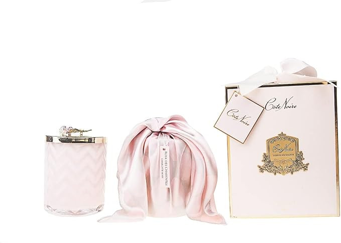 Свеча большая COTE NOIRE CHARENTE ROSE, платок, 600 гр, соевый воск, время горения 100 ч ВхШхД