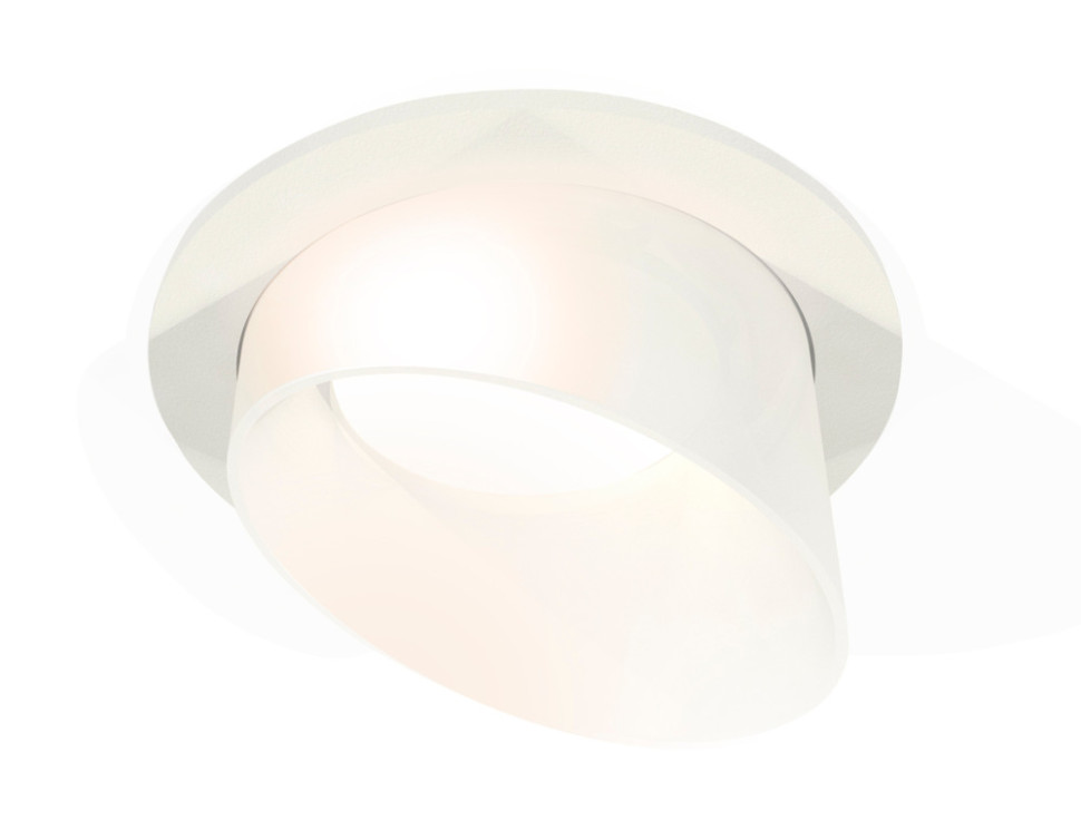 Точечный светильник XC XC7621046 Ambrella