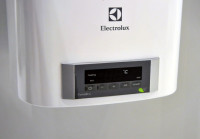 Водонагреватель Electrolux EWH 100 Formax DL