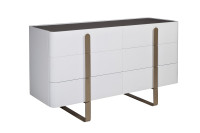 Комод светлый с металлическим каркасом Комод светлый с металлическим каркасом