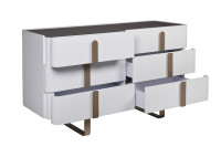 Комод светлый с металлическим каркасом Комод светлый с металлическим каркасом