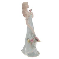 Фигурка декоративная "Девушка с корзиной цветов", L17 W13 H34,5 см
