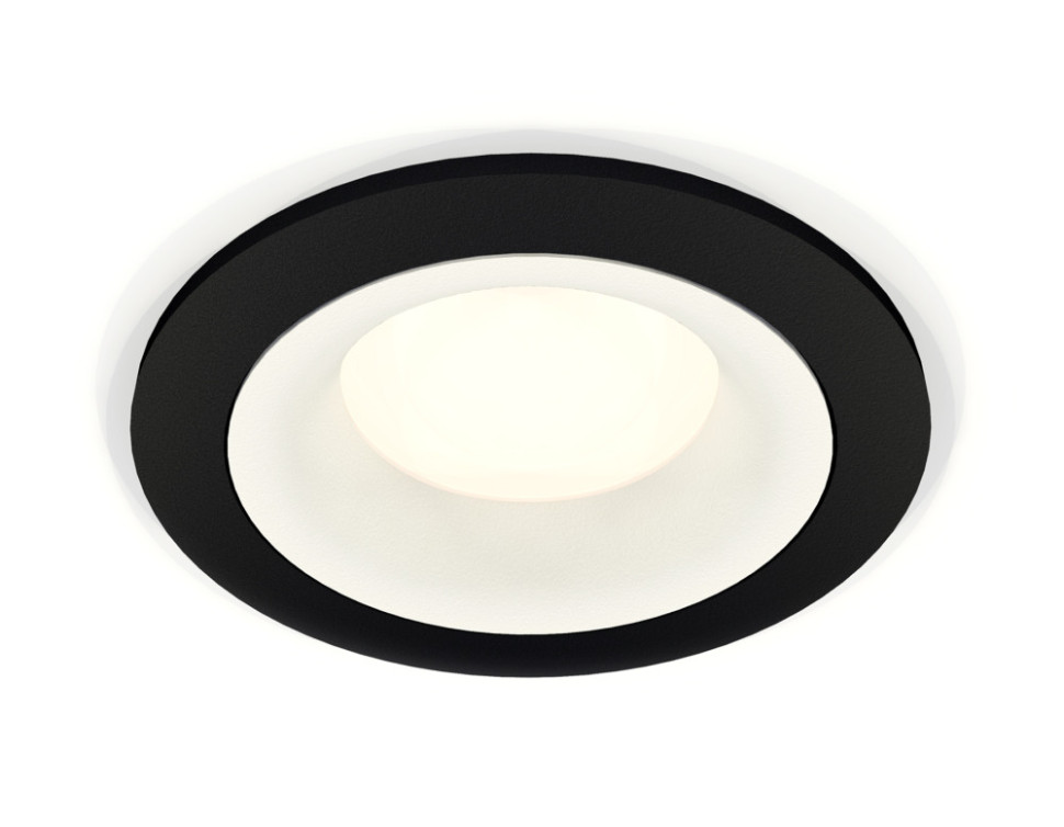 Точечный светильник XC XC7622001 Ambrella