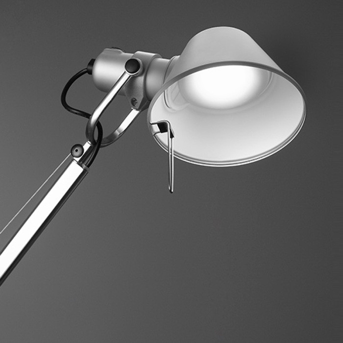 Офисная настольная лампа Tolomeo Mini 1531010A+A008600 Artemide